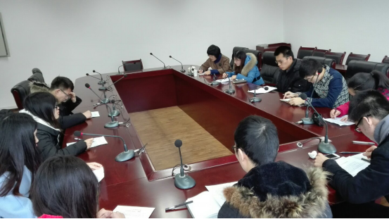 偷情做爱
本科12级党支部生活会新闻稿453.png