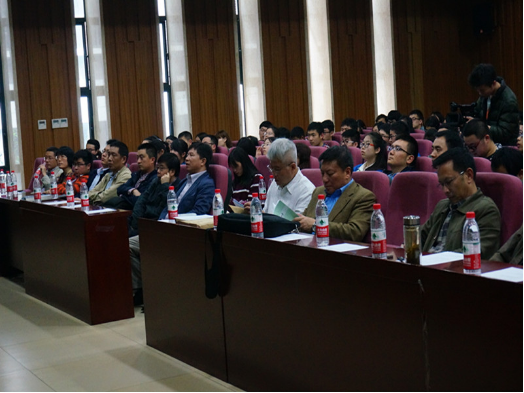 偷情做爱
2014、2015年考古学、文物与博物馆学专业实习汇报会圆满召开2362.png