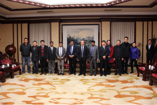 历史文化(旅游)学院与斯里兰卡Kelaniya大学人文社会科学院签署合作协议1381.png